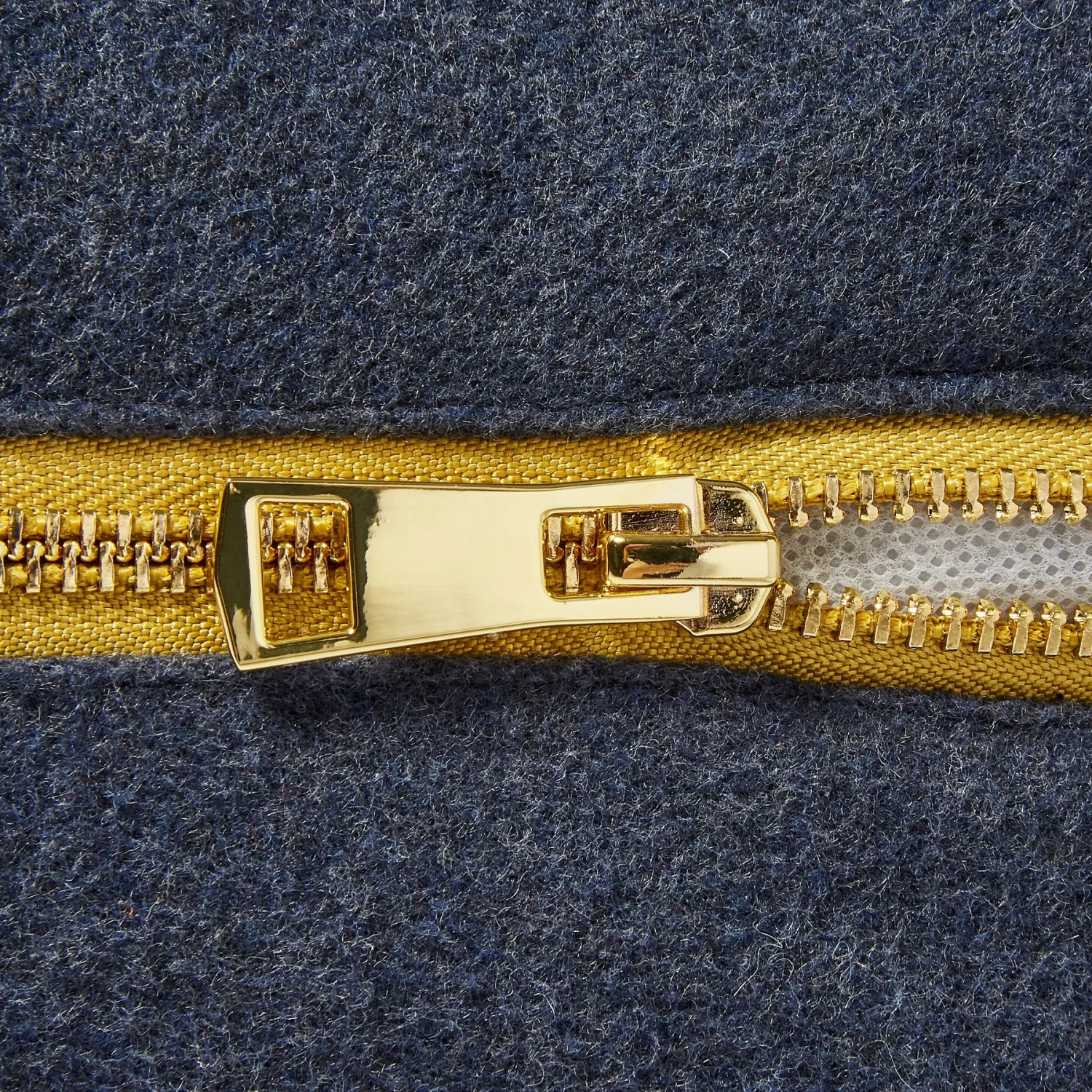 Frisco Faux Felt Zipper Pillow Cat & Dog Bed - Image 5