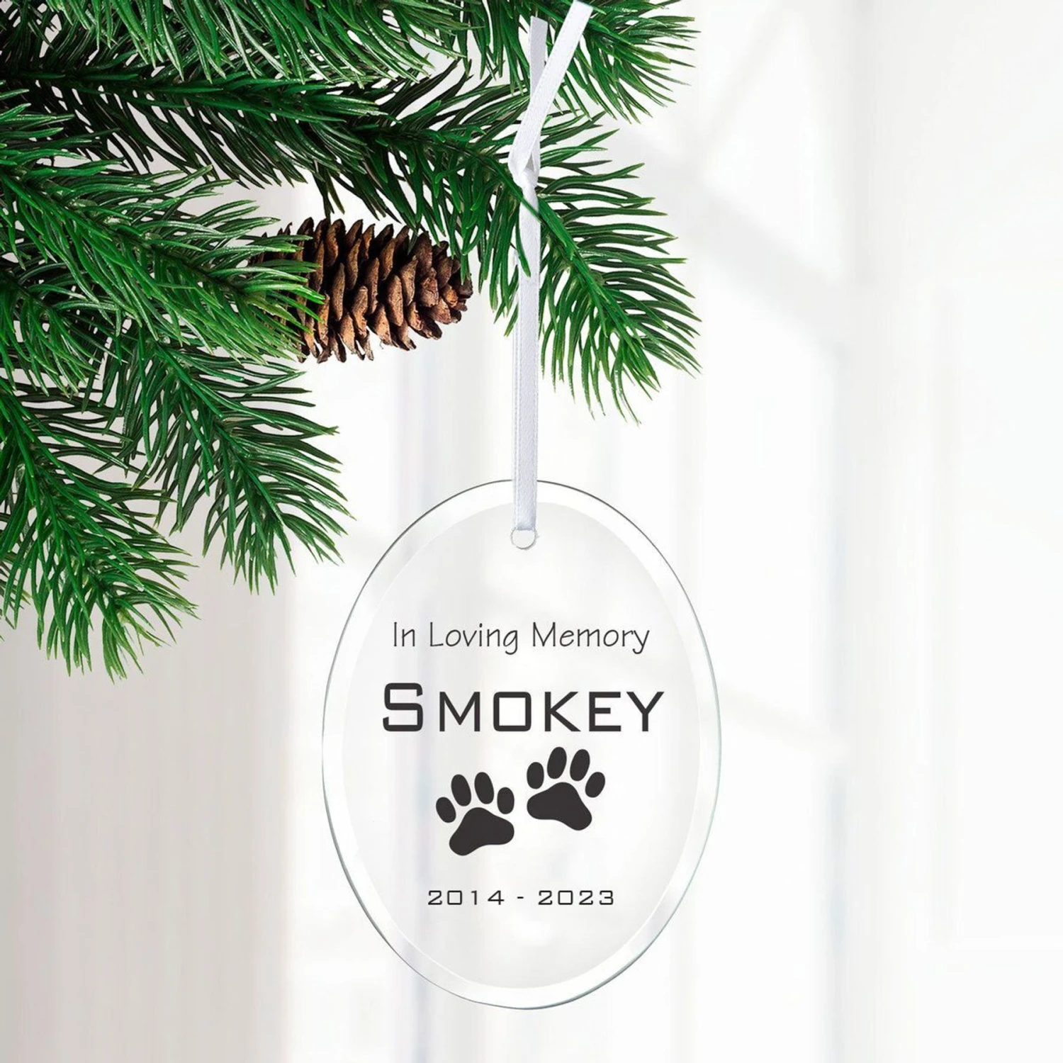 Frisco "In Loving Memory" Paw Glass Personalized Ornament - Image 3